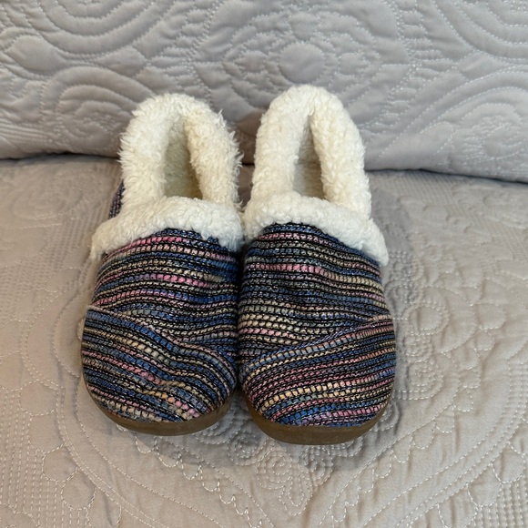 Toms Multicolor Striped Kids Slippers - Picture 1 of 4